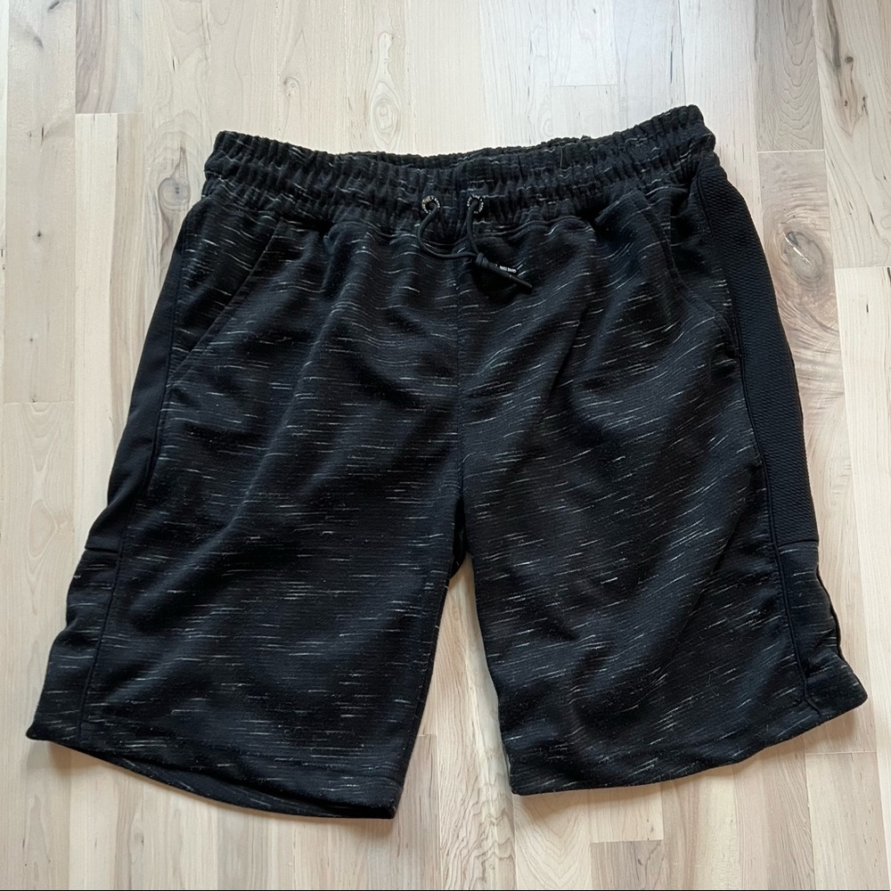 Game Time Men’s XL shorts